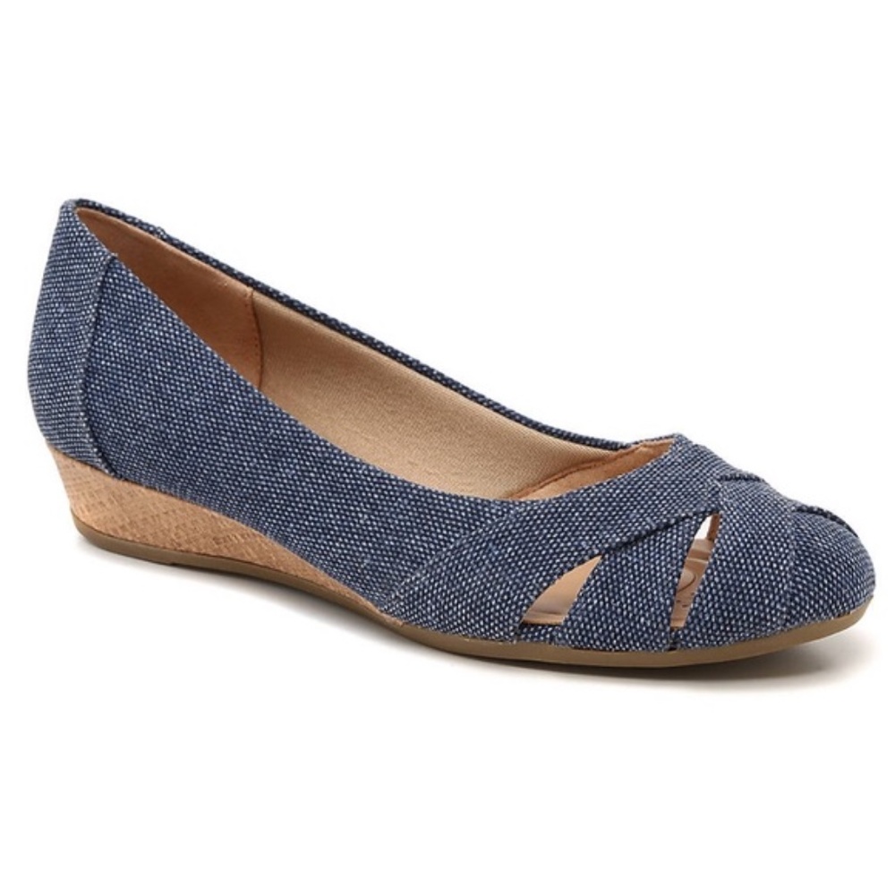 NWOT Abella Denim Wedge Slip On Pump Shoes